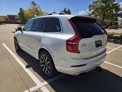 Used 2019 Volvo XC90 T6 Momentum w/ Advanced Package