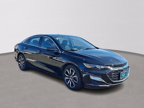 Used 2024 Chevrolet Malibu RS w/ LPO, Floor Liner Package FWD image 3