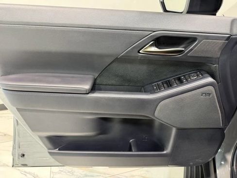 Used 2024 Lexus GX 550 image 12