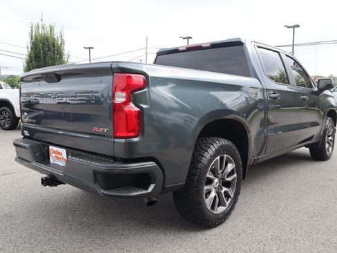 Used 2020 Chevrolet Silverado 1500 RST w/ RST Value Package AWD/4WD image 7