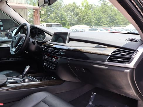 Used 2015 BMW X5 xDrive35d AWD/4WD image 19