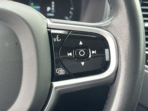 Used 2022 Volvo XC90 T8 Inscription image 22