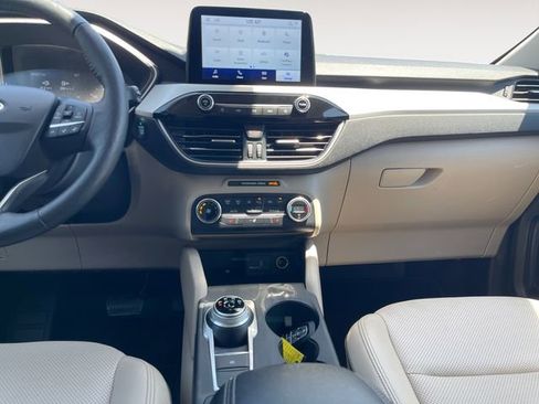 Used 2020 Ford Escape SEL FWD image 11