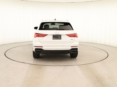 Certified 2025 Audi Q3 2.0T Premium w/ Convenience Package image 5