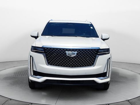 Used 2021 Cadillac Escalade ESV Premium Luxury AWD/4WD image 2