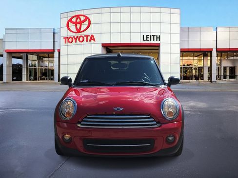 Used 2014 MINI Cooper Convertible image 2