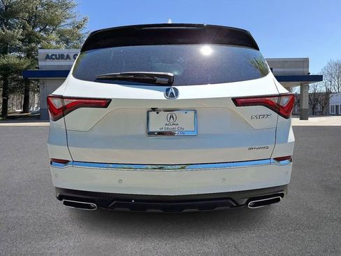 Certified 2023 Acura MDX SH-AWD w/ Technology Package image 5