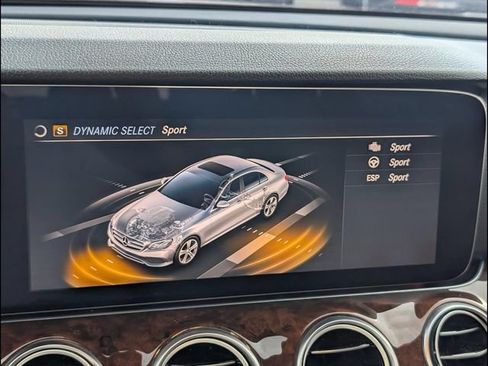 Used 2020 Mercedes-Benz E 350 4MATIC Sedan image 15