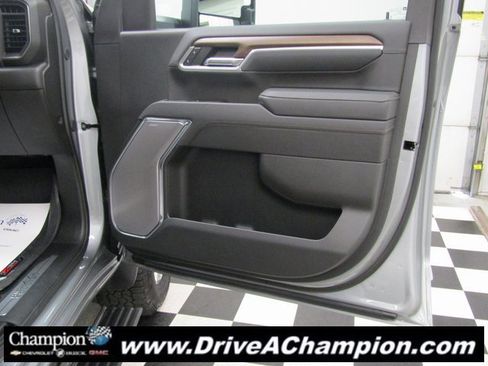 Certified 2025 Chevrolet Silverado 2500 High Country w/ High Country Premium Package image 60