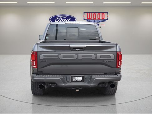 Used 2019 Ford F150 Raptor w/ Equipment Group 802A Luxury AWD/4WD image 4