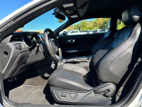 Used 2018 Ford Mustang GT Premium image 14