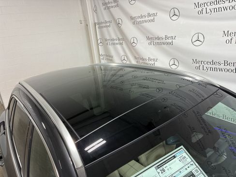 New 2026 Mercedes-Benz GLC 300 4MATIC image 19