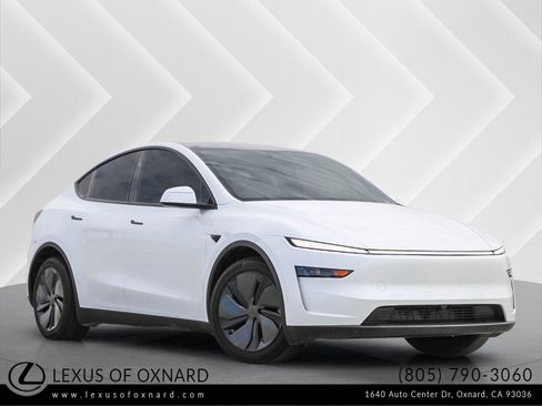 Used 2026 Tesla Model Y Long Range image 1