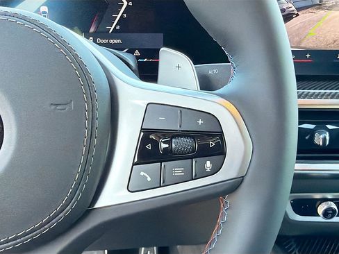 New 2026 BMW X6 M60i w/ Parking Assistance Package image 38