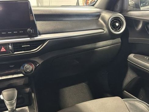 Used 2023 Kia Forte GT-Line w/ GT-Line Technology Package FWD image 18
