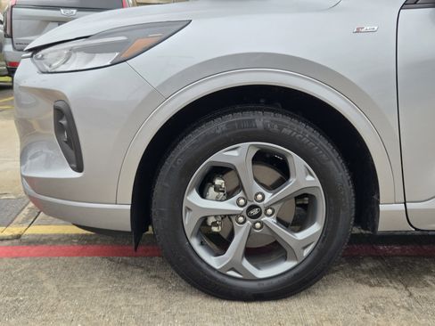 Used 2023 Ford Escape ST-Line Select image 5