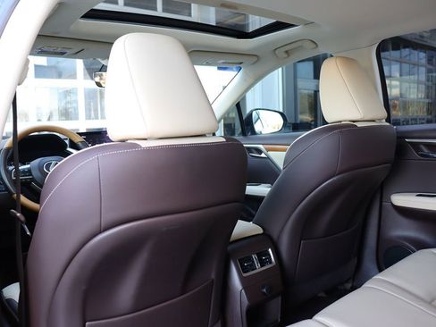 Used 2019 Lexus RX 350 FWD w/ Premium Package image 32