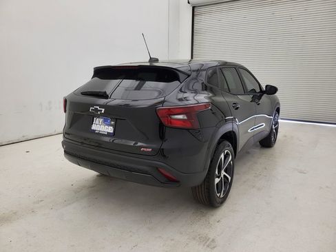 New 2026 Chevrolet Trax RS w/ Sunroof Package FWD image 13