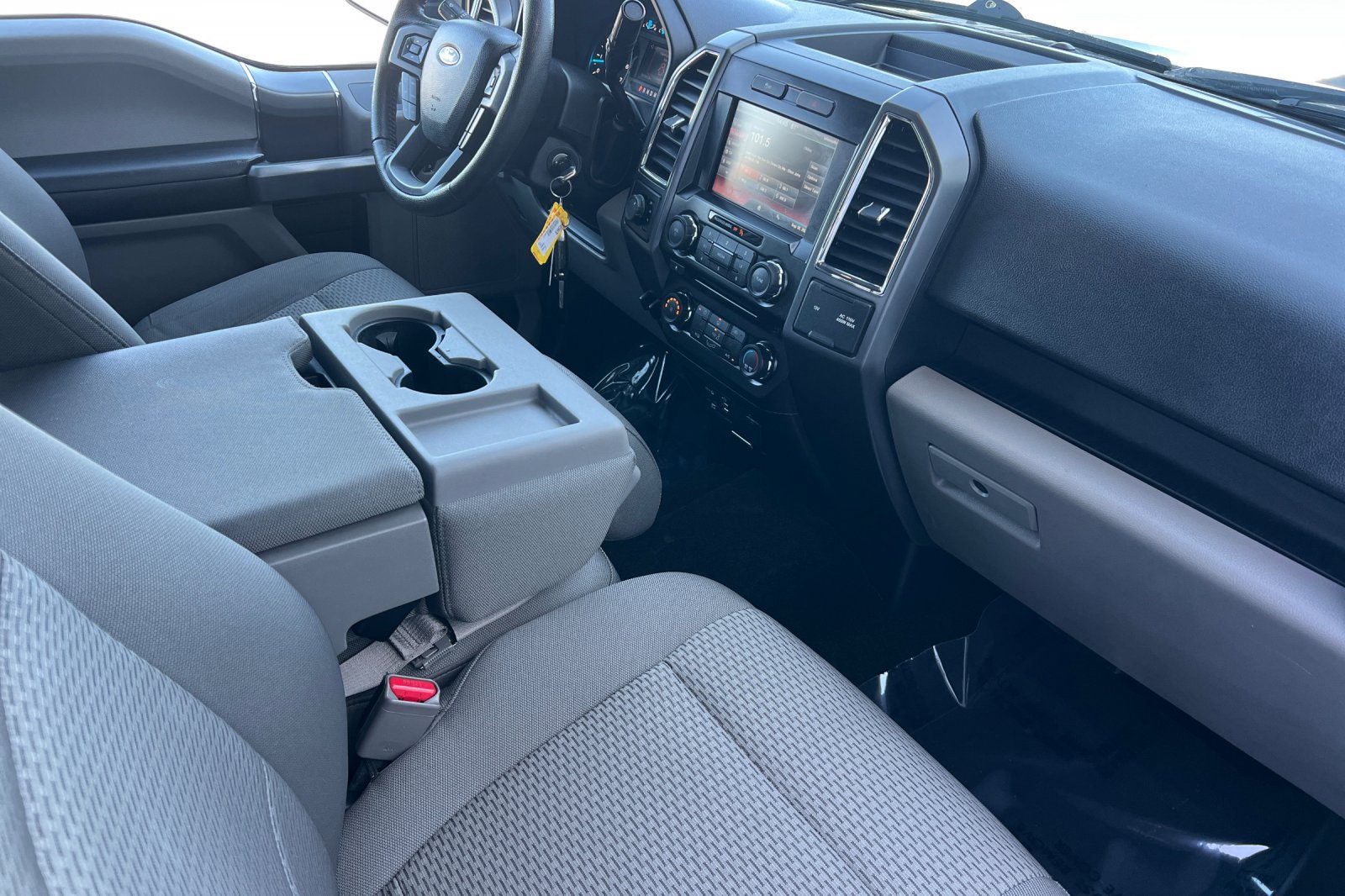 Used 2015 Ford F150 XLT w/ Equipment Group 302A Luxury AWD/4WD image 17