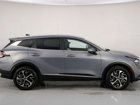 Used 2023 Kia Sportage EX image 49