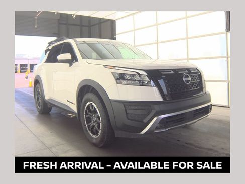 Used 2025 Nissan Pathfinder Rock Creek AWD/4WD image 1