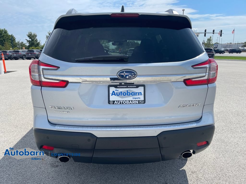 Certified 2024 Subaru Ascent Premium w/ Convenience Package AWD/4WD image 4
