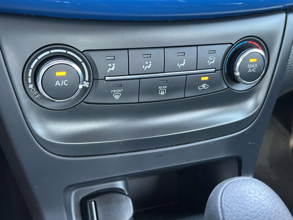 Used 2017 Nissan Sentra S FWD image 22