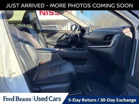 Certified 2023 Nissan Rogue SV w/ SV Premium B Package image 16