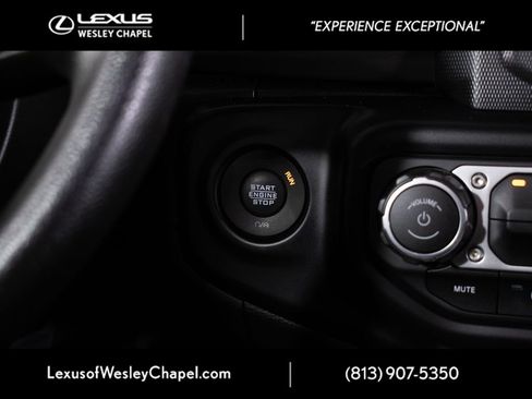 Used 2022 Jeep Wrangler Unlimited Sport AWD/4WD image 28