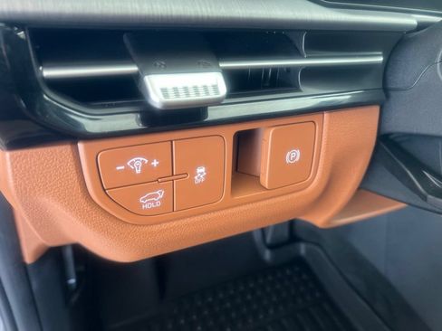 Certified 2026 Kia Sportage X-Line w/ X-Line Technology Package AWD/4WD image 54