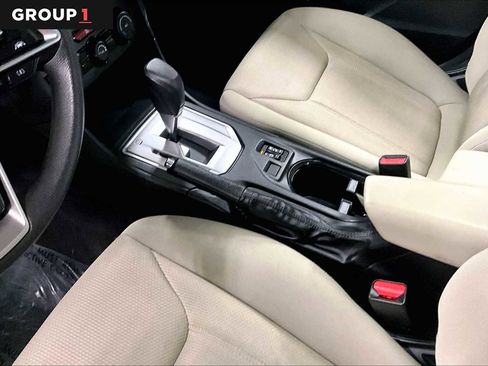 Used 2022 Subaru Impreza Premium image 17