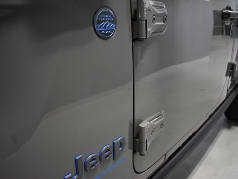 Used 2023 Jeep Wrangler Unlimited Rubicon 4xe w/ Safety Group image 42