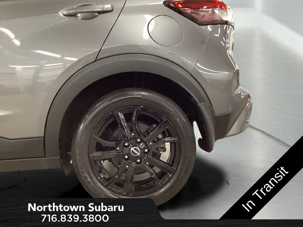 Used 2024 Nissan Kicks SR w/ SR Premium Package FWD image 28