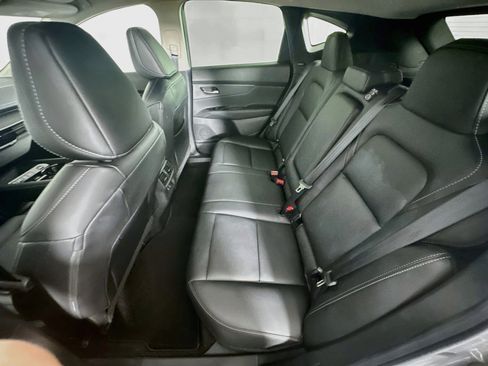 Used 2025 Nissan Murano SV FWD image 27