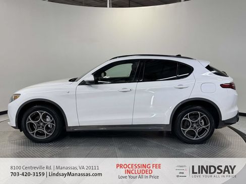 Used 2023 Alfa Romeo Stelvio Ti AWD/4WD image 6