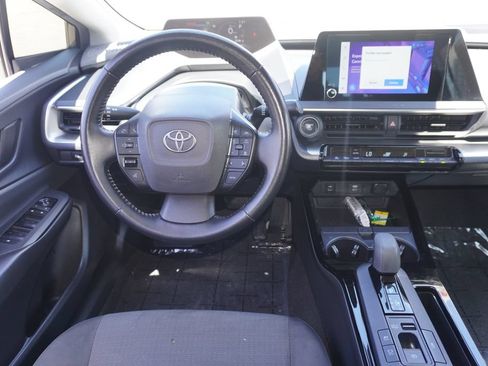 Certified 2023 Toyota Prius LE FWD image 10