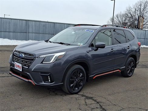 Used 2023 Subaru Forester Sport image 3