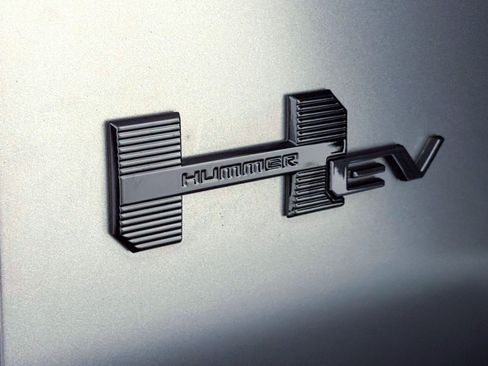 Used 2026 GMC Hummer EV 3X w/ Carbon Fiber Edition Package AWD/4WD image 9