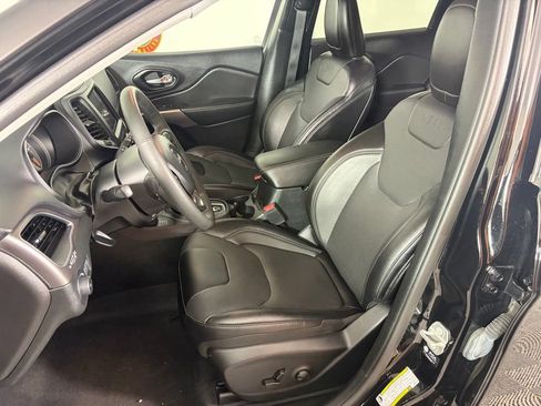 Used 2022 Jeep Cherokee Latitude Lux AWD/4WD image 12