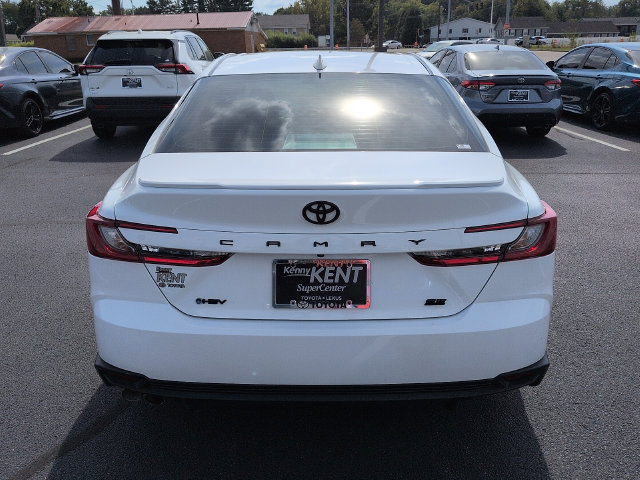 Used 2025 Toyota Camry SE FWD image 6
