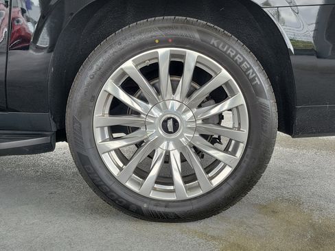 Used 2022 Cadillac Escalade ESV Premium Luxury w/ Performance Package image 7