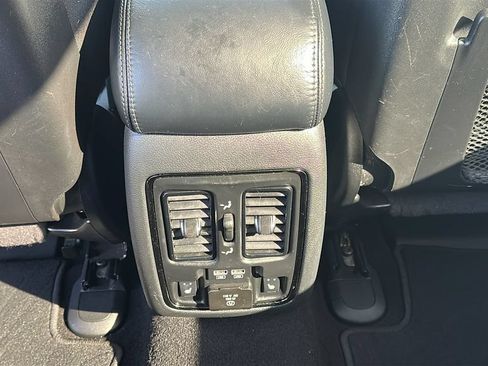 Used 2020 Dodge Durango R/T w/ Blacktop Package RWD image 31