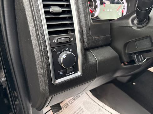 Used 2022 RAM 1500 Classic Warlock image 34