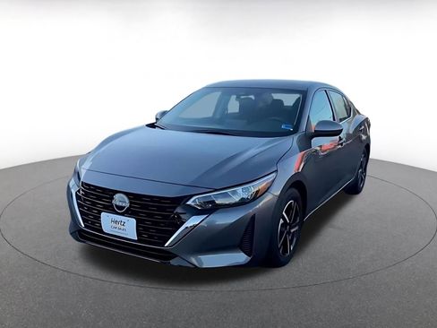 Used 2025 Nissan Sentra SV image 7