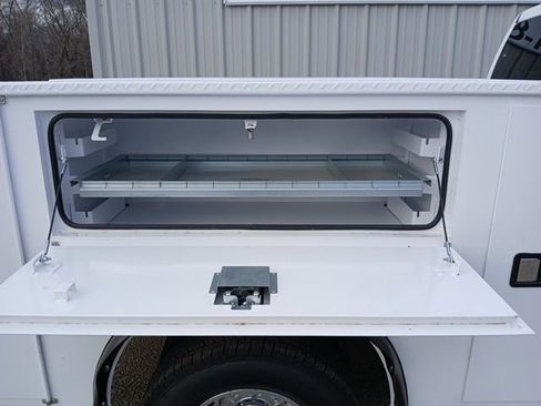 New 2026 RAM 3500 Tradesman w/ Chrome Appearance Group image 47