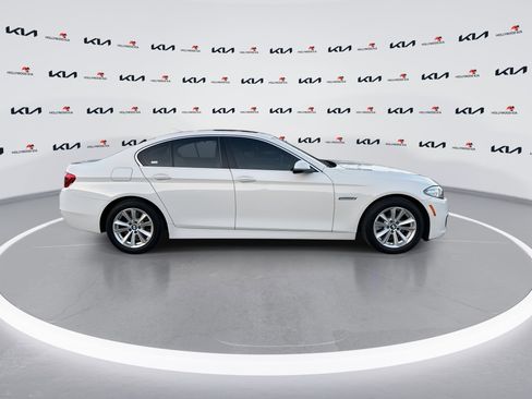 Used 2016 BMW 528i Sedan RWD image 9