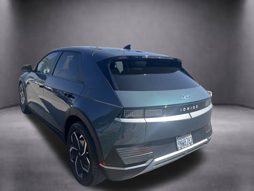 Certified 2024 Hyundai Ioniq 5 SE RWD image 6