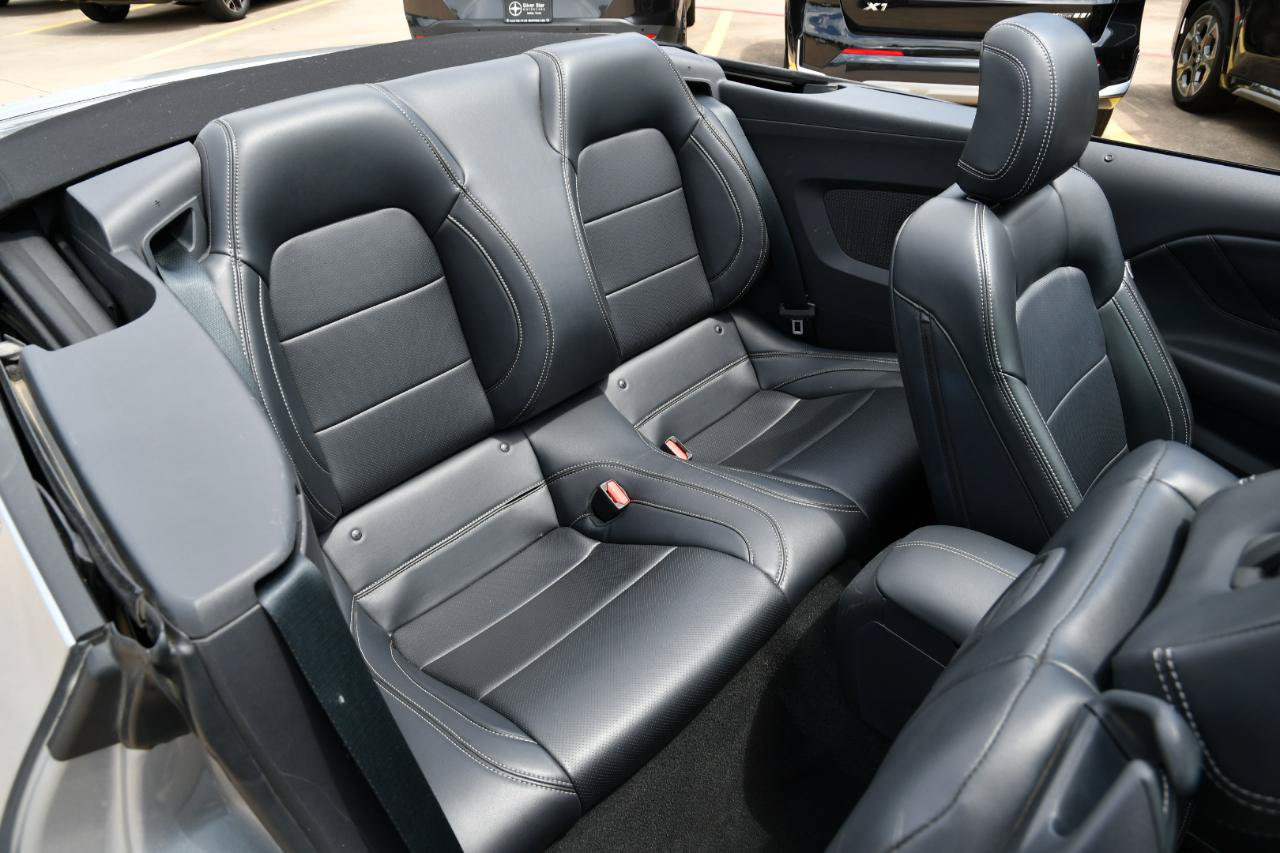 Used 2025 Ford Mustang Premium RWD image 27