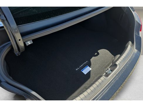 New 2026 Hyundai Elantra Sport FWD image 9