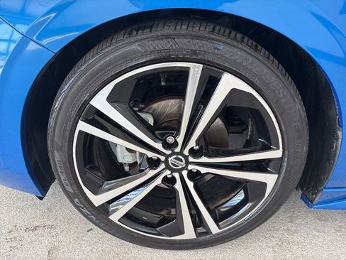 Used 2020 Nissan Sentra SR image 5